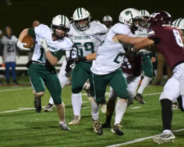 Huge fourth-down stand gives Spartans dramatic 10-7 win against Loyalsock